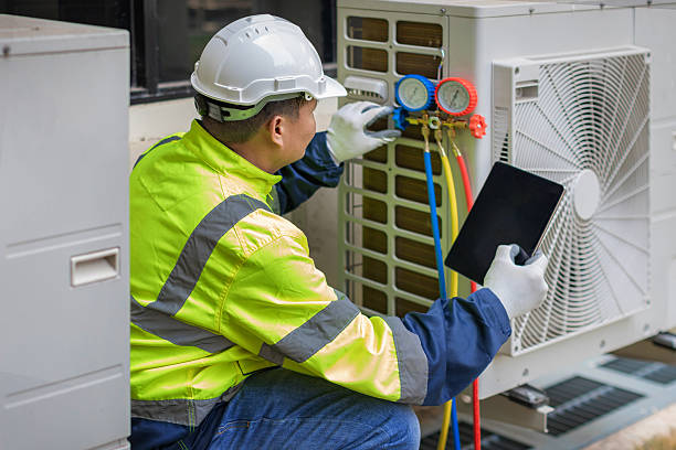 Professional Hvac Maintenance technician working in Courtland, AL